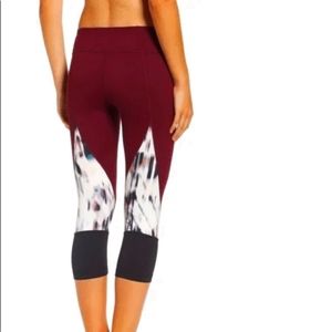 Zella Nordstrom Cropped Burgundy Leggings